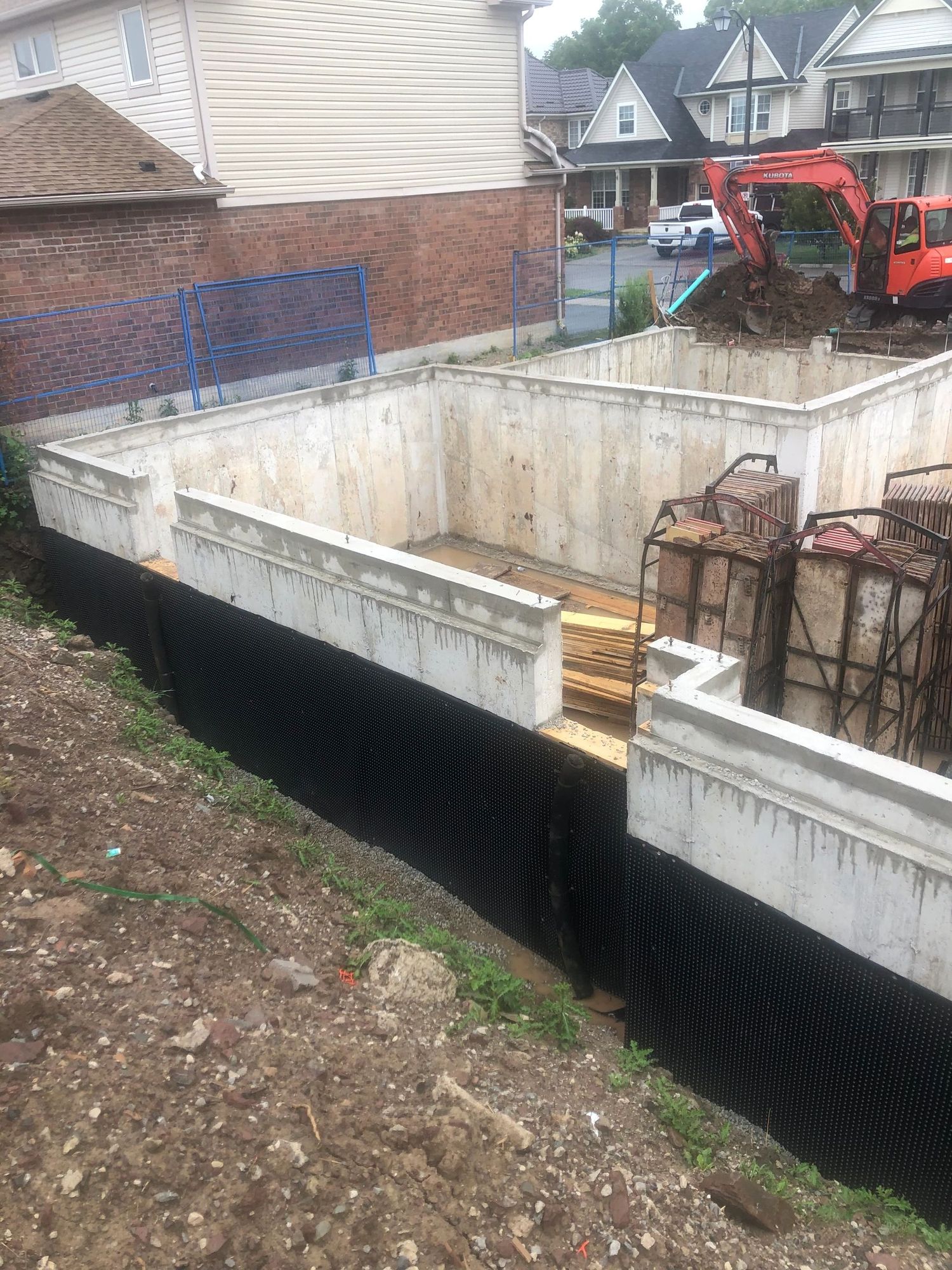 Milton Custom Foundation — photo 2